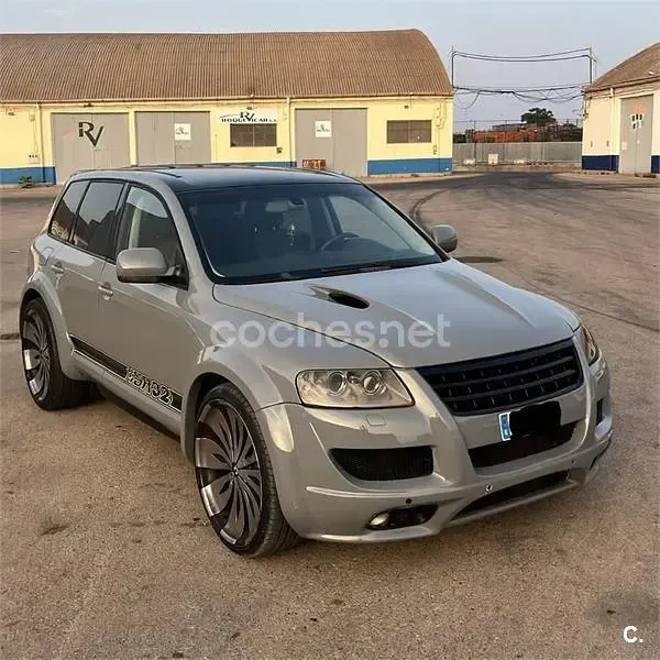 Usado VW Touareg 220 CV (161 kW) 2003 Gris / plata SUV