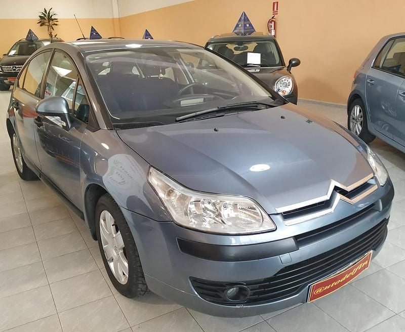 Usado Citroën C4 110 CV (80 kW) 2006 Gris Utilitario