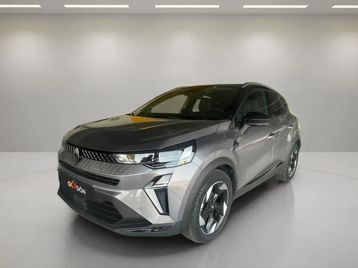 Usado Renault Captur Techno 100 CV (73 kW) 2025 Gris SUV