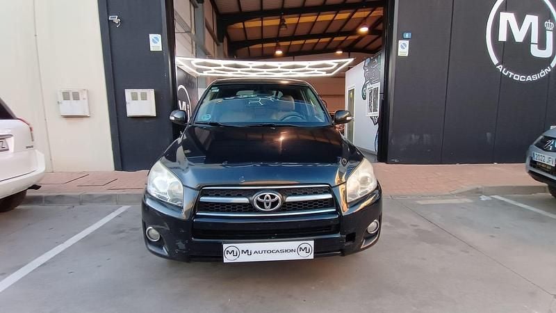 Usado Toyota RAV4 Executive 150 CV (110 kW) 2010 Negro SUV
