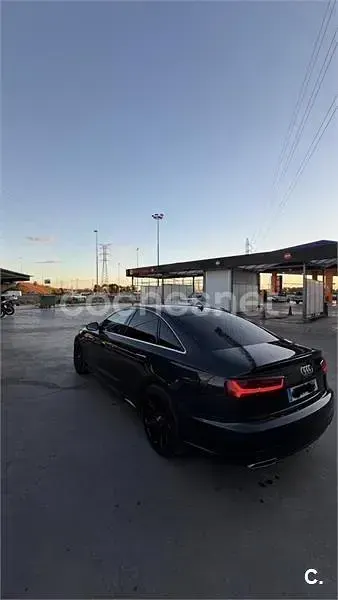 Usado Audi A6 190 CV (139 kW) 2016 Gris / plata Berlina