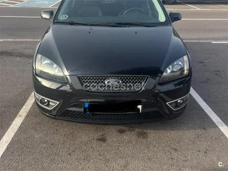 Usado Ford Focus 115 CV (84 kW) 2006 Negro Berlina
