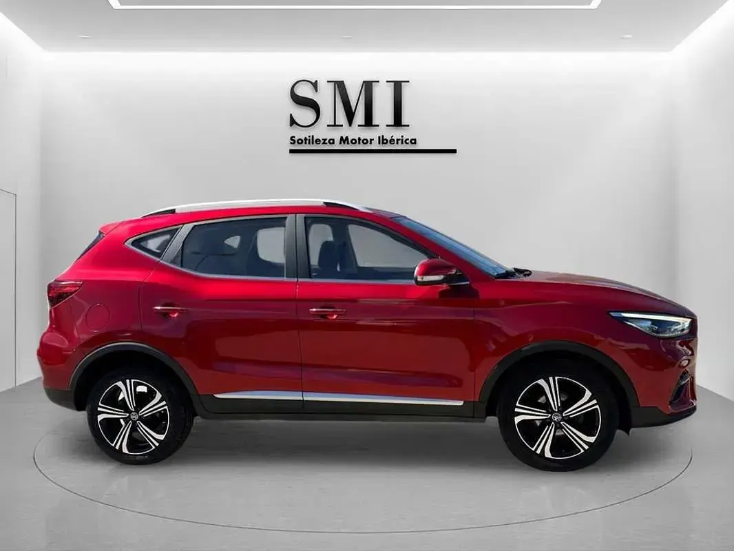 Usado MG ZS Comfort 106 HP (77 kW) 2022 Vermelho SUV