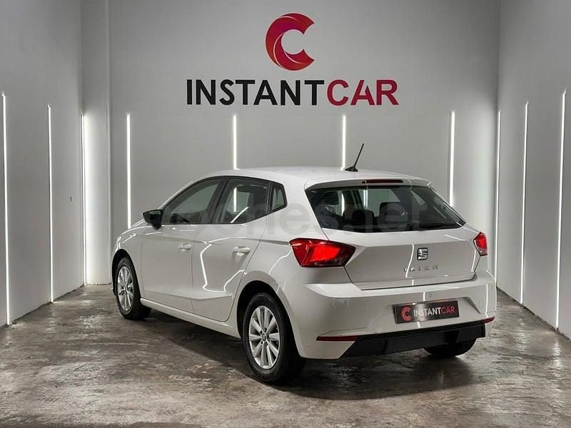 Usado Seat Ibiza Style 110 CV (80 kW) 2021 Blanco Utilitario