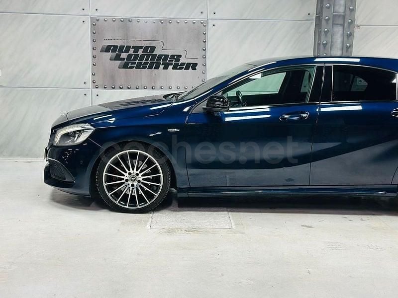Usado Mercedes A250 218 CV (160 kW) 2017 Azul Berlina