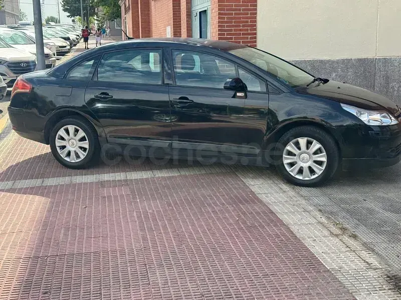 Usado Citroën C4 120 CV (88 kW) 2009 Negro Berlina