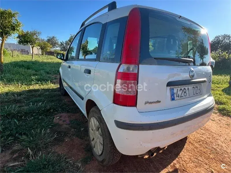 Usado Fiat Panda Dynamic 60 CV (44 kW) 2006 Blanco Utilitario
