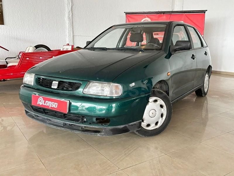 Verde Usado 1999 Seat Ibiza Berlina | 1699 € (Buen precio) - Imagen 1/4