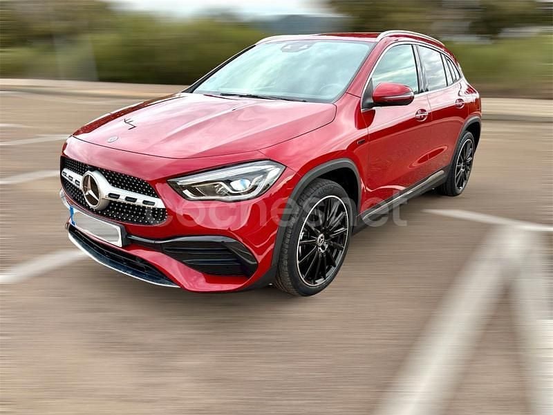 Granate Usado 2020 Mercedes GLA250 SUV | 33.990 € (Precio justo) - Imagen 1/4