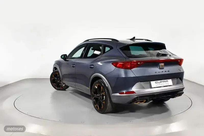 Usado Cupra Formentor VZ 245 CV (180 kW) 2023 Gris SUV