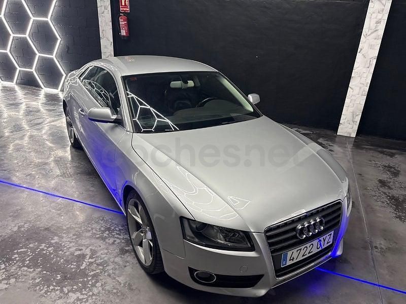 Usado Audi A5 177 CV (130 kW) 2011 Gris / plata Coupe