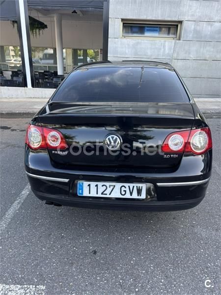 Azul Usado 2005 VW Passat Sportline Berlina | 3500 € (Precio justo) - Imagen 1/4