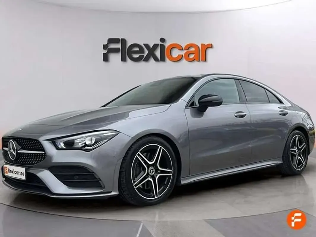 Usado Mercedes CLA200 150 CV (110 kW) 2019 Gris Coupe