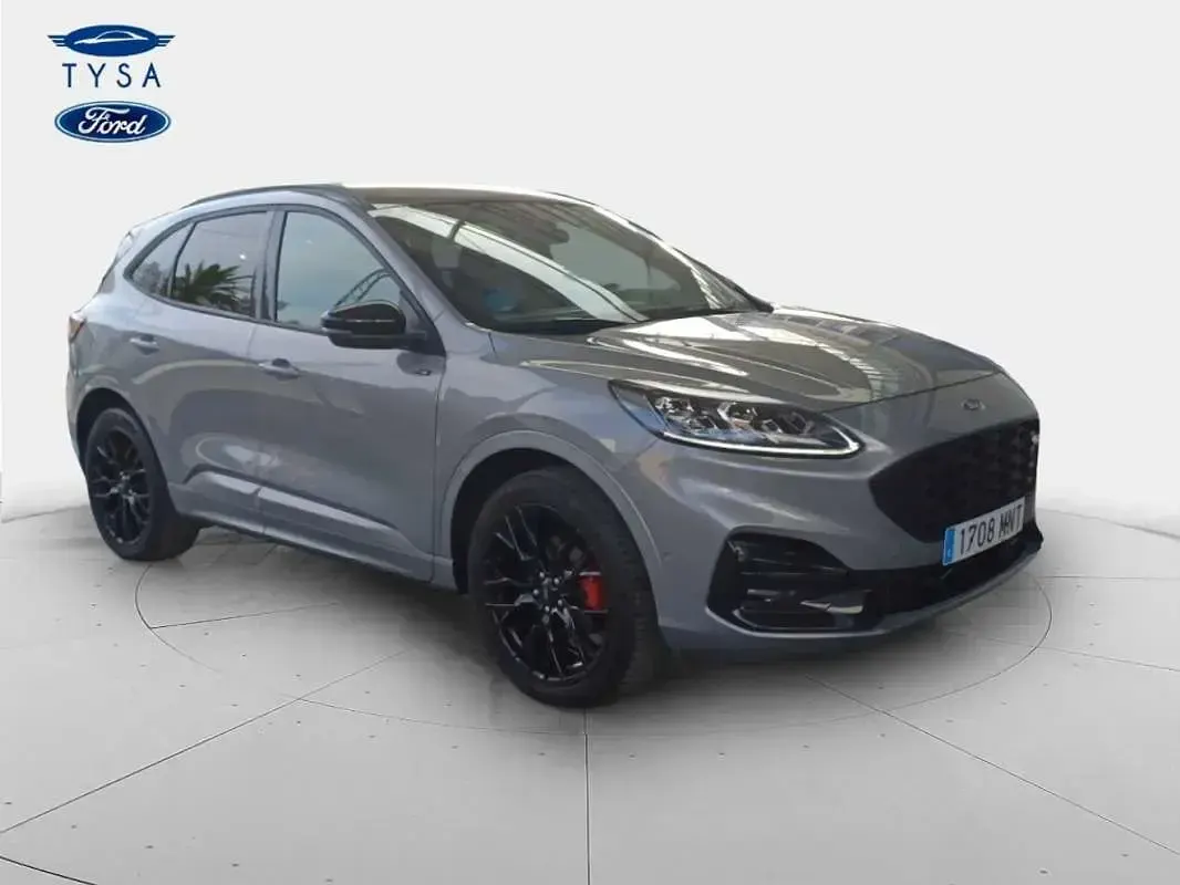 Usado Ford Kuga ST-Line X 243 CV (178 kW) 2024 Plateado SUV