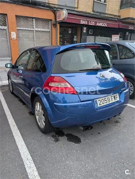 Usado Renault Mégane Extreme 105 CV (77 kW) 2007 Azul Berlina