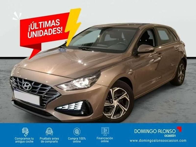 Marrón Usado 2022 Hyundai i30 Berlina | 15.190 € (Buen precio) - Imagen 1/4