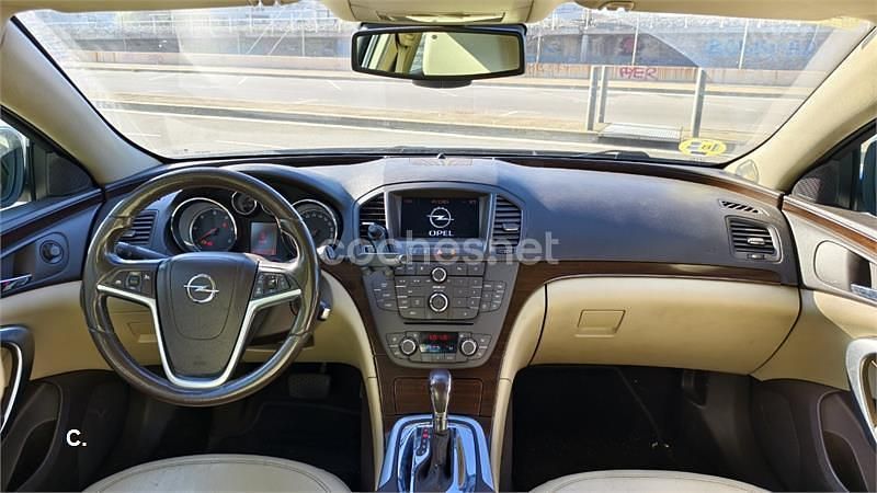 Usado Opel Insignia Edition 160 CV (117 kW) 2009 Negro Berlina