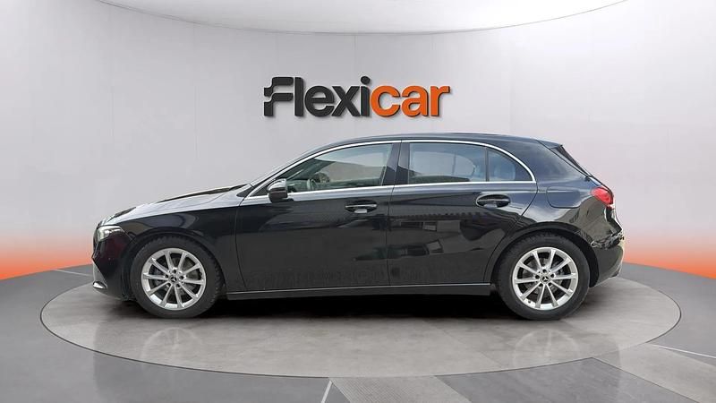 Usado Mercedes A180 116 HP (85 kW) 2019 Preto Sedan