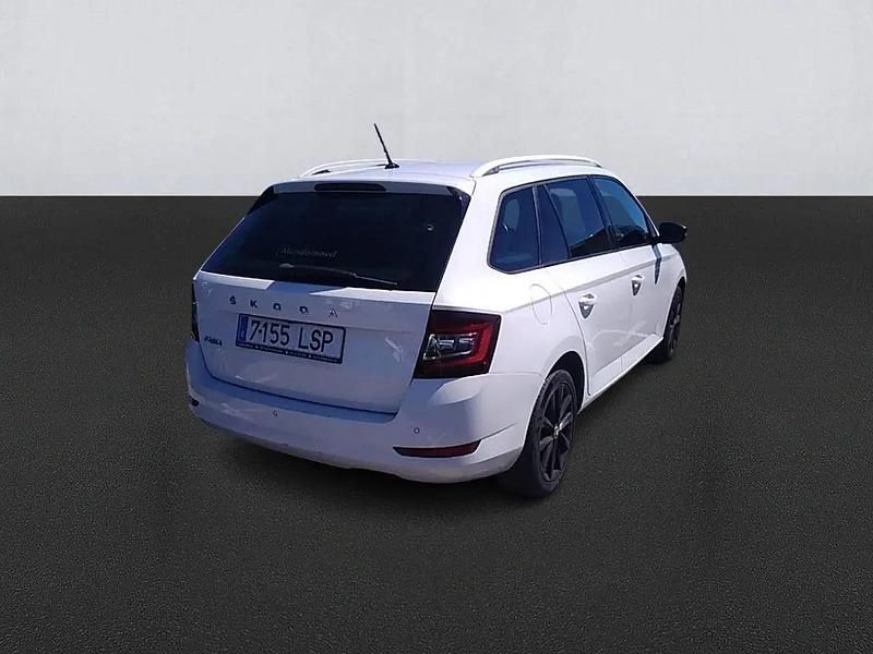 Usado Skoda Fabia Ambition 95 HP (69 kW) 2021 Branco Citadino