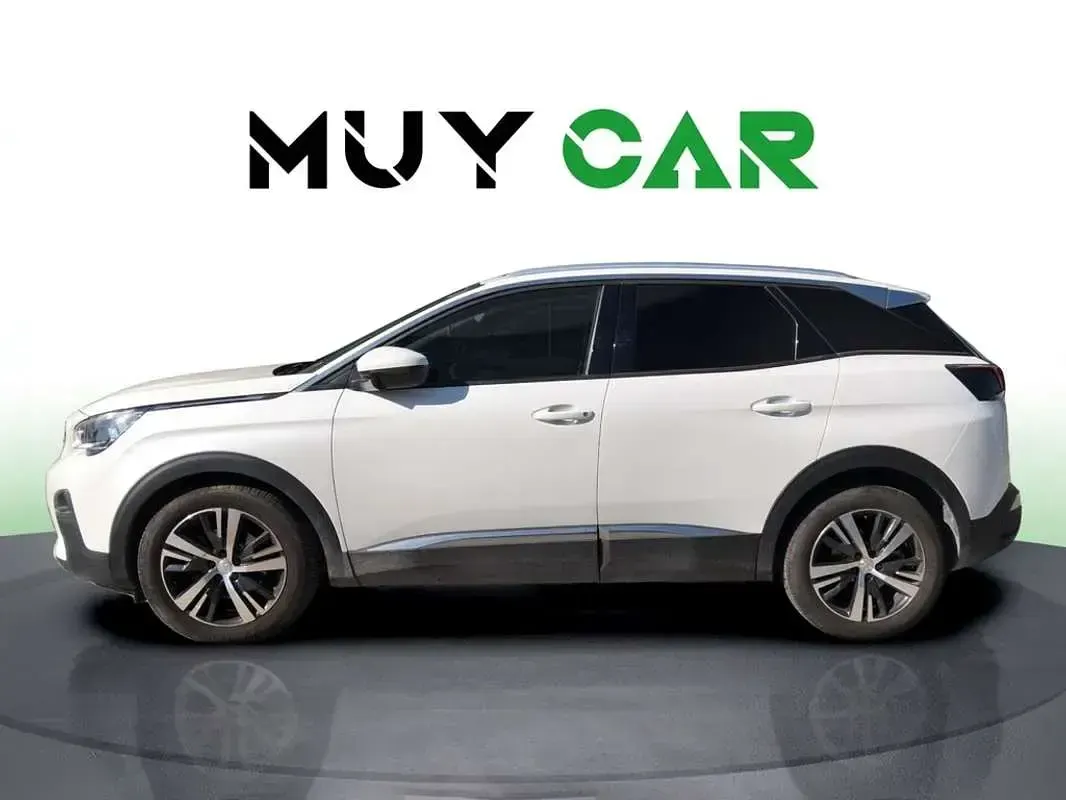 Usado Peugeot 3008 Allure 131 CV (96 kW) 2019 Blanco SUV