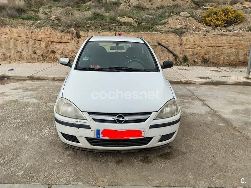 Usado Opel Corsa Enjoy 70 CV (51 kW) 2006 Blanco Utilitario