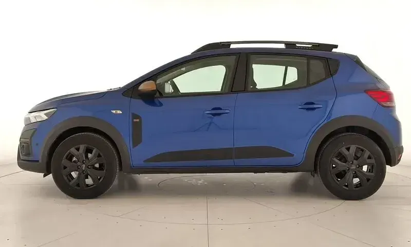 Usado Dacia Sandero Extreme 101 CV (74 kW) 2025 Azul Berlina