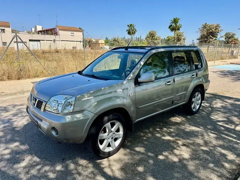 Usado Nissan X-Trail Pack 136 CV (100 kW) 2006 Gris / plata SUV