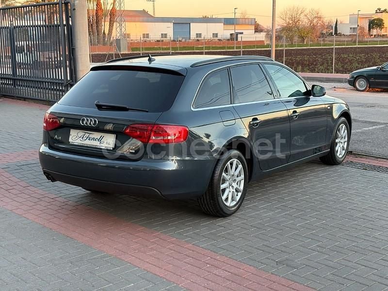 Usado Audi A4 Business 143 CV (105 kW) 2010 Gris Familiar
