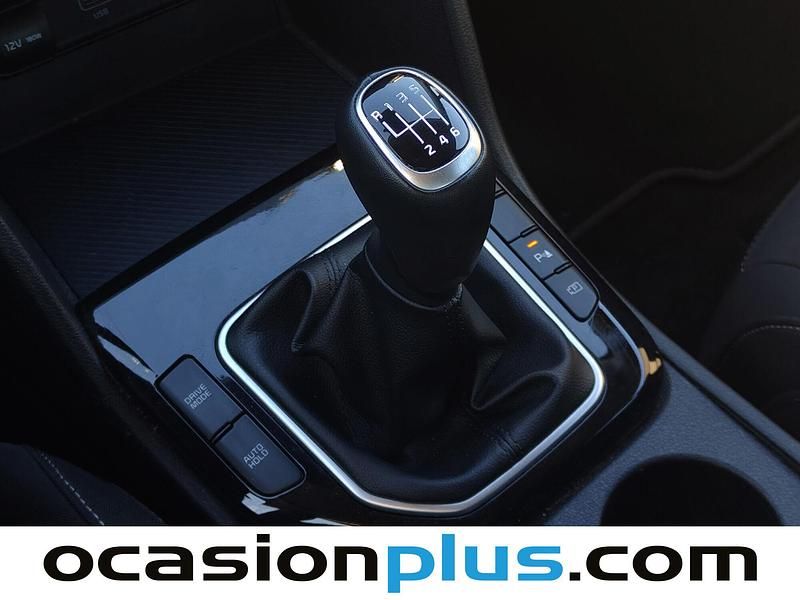 Usado Kia Sportage 136 CV (100 kW) 2023 Blanco SUV