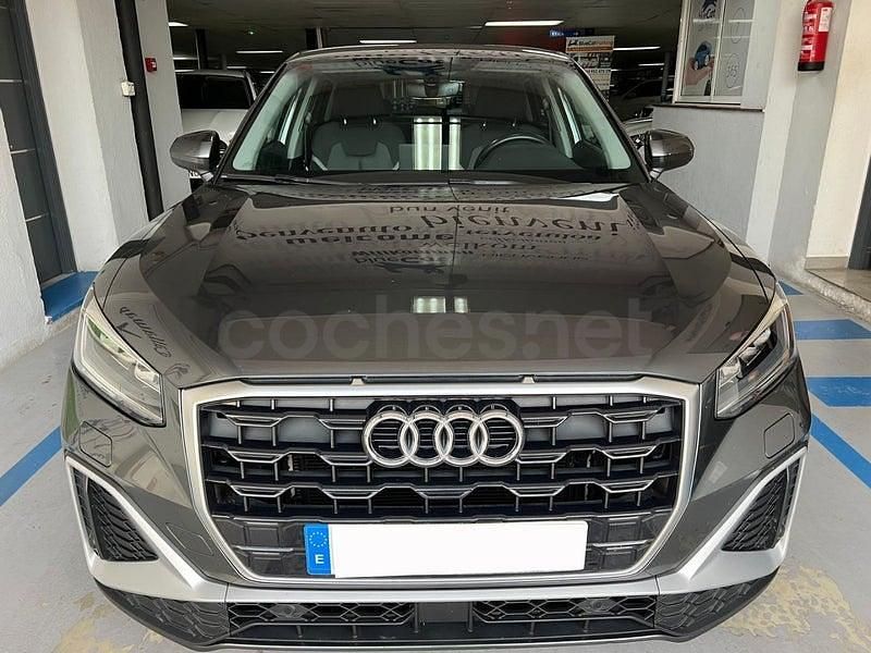 Usado Audi Q2 S-Line 110 CV (80 kW) 2021 Gris / plata SUV