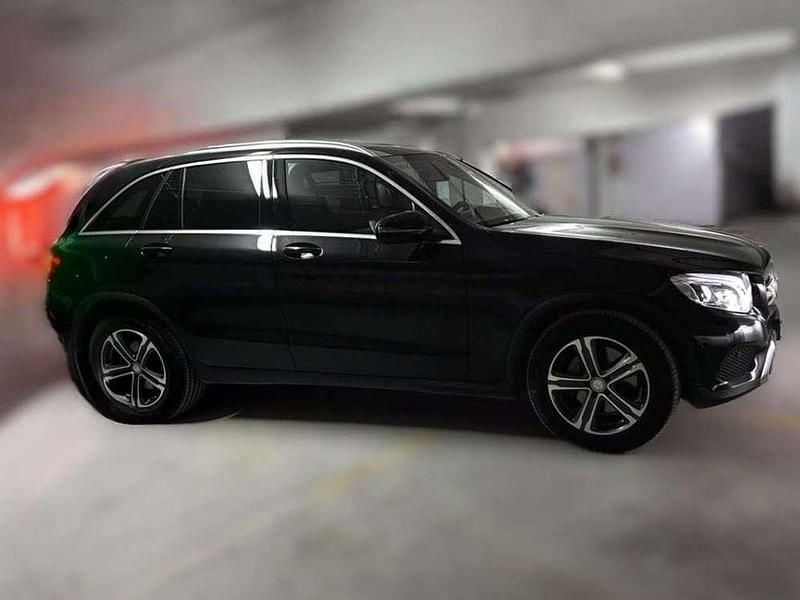 Usado Mercedes GLC220 170 CV (125 kW) 2016 Negro SUV