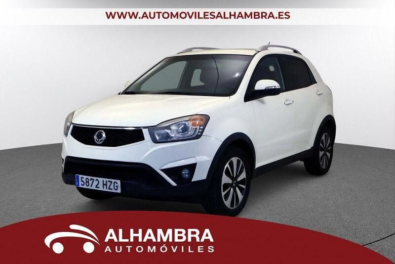 Blanco Usado 2014 Ssangyong (KGM) Korando Limited SUV | 9410 € (Caro) - Imagen 1/4