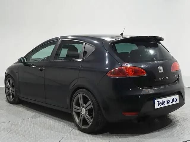 Begagnad Seat Leon FR 170 HK (125 kW) 2008 Svart Halvkombi