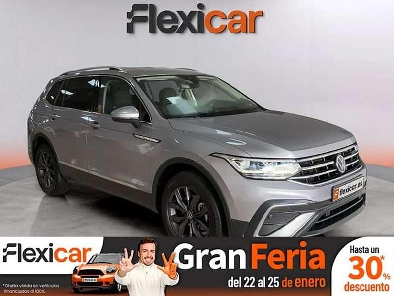 Gris Usado 2022 VW Tiguan Life SUV | 26.490 € (Super precio) - Imagen 1/4