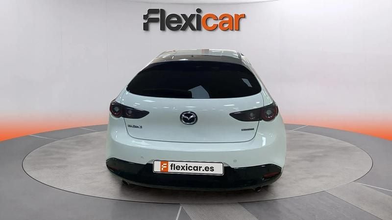 Usado Mazda 3 122 CV (89 kW) 2023 Blanco Berlina