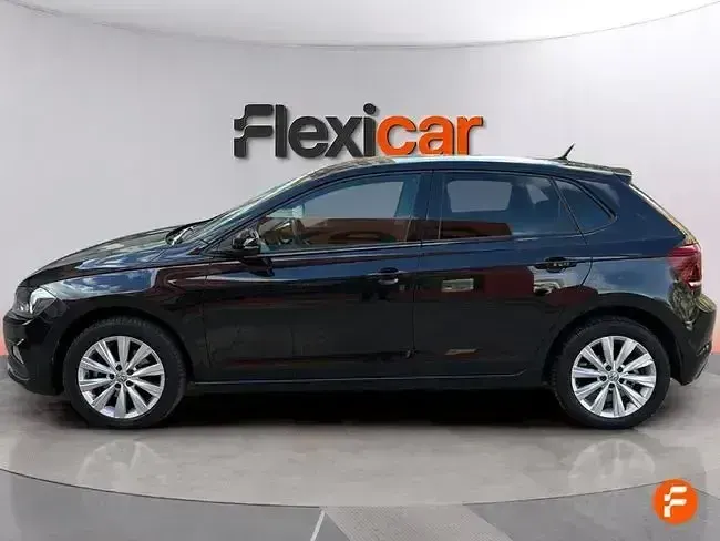 Usado VW Polo Sportline 115 CV (84 kW) 2019 Negro Utilitario