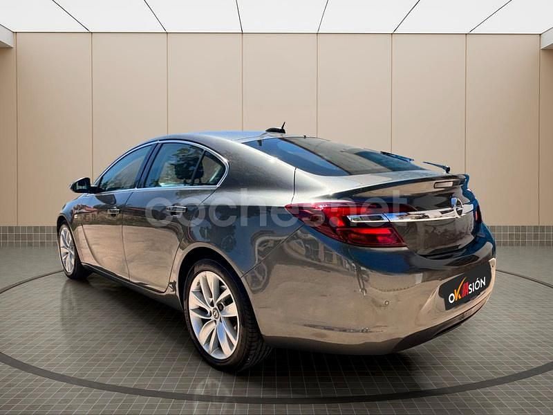 Usado Opel Insignia Selective 136 CV (100 kW) 2016 Gris / plata Berlina