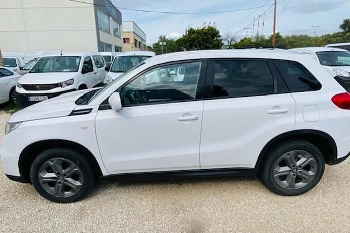 Usado Suzuki Vitara GL 120 CV (88 kW) 2015 SUV