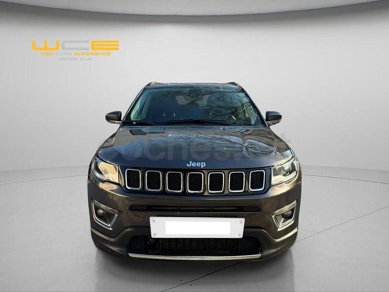 Usado Jeep Compass Longitude 120 CV (88 kW) 2021 Gris / plata SUV