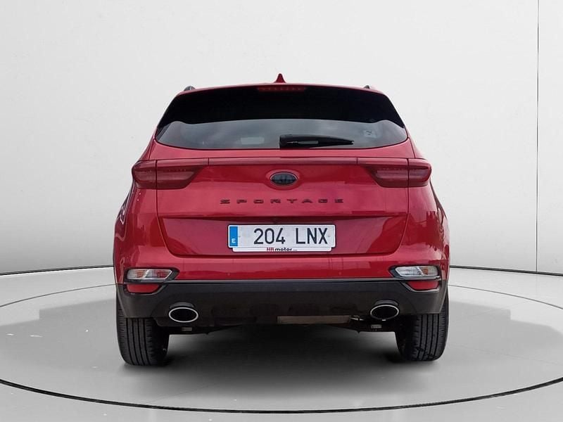 Usado Kia Sportage 136 CV (100 kW) 2021 Rojo SUV