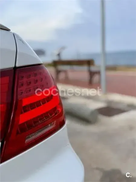 Usado BMW 330 245 CV (180 kW) 2010 Blanco Coupe