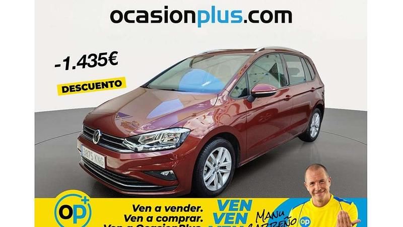 Usado VW Golf Sportsvan Advance 110 CV (80 kW) 2018 Rojo Monovolumen