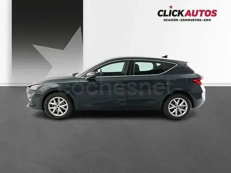 Usado Seat Leon Style 116 CV (85 kW) 2025 Azul Berlina
