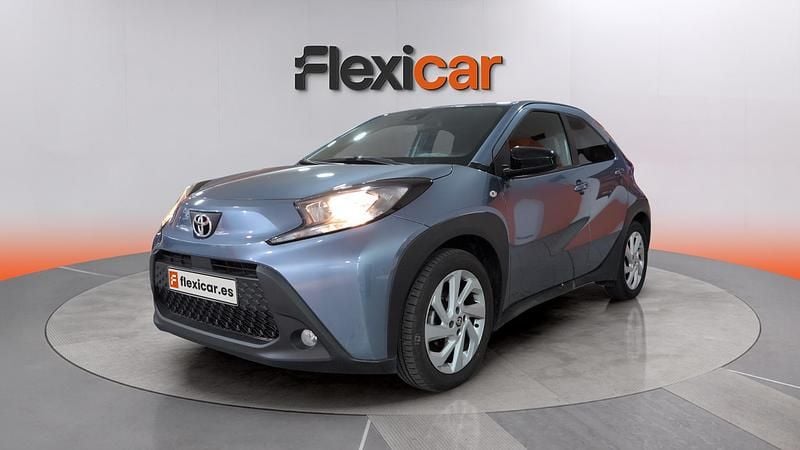 Käytetty Toyota Aygo X 72 HP (52 kW) 2024 Sininen Katumaasturi