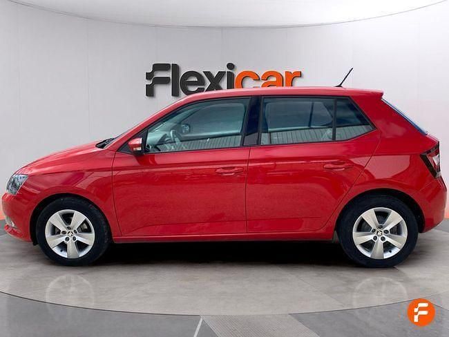 Usado Skoda Fabia Active 75 CV (55 kW) 2017 Rojo