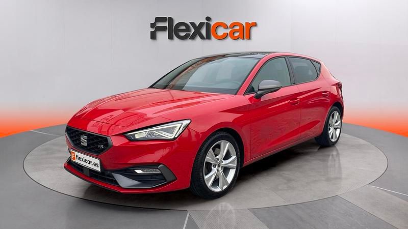 Usado Seat Leon FR 150 CV (110 kW) 2022 Rojo Utilitario