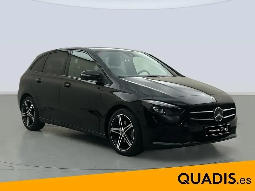 Usado Mercedes B200 150 CV (110 kW) 2021 Negro Utilitario