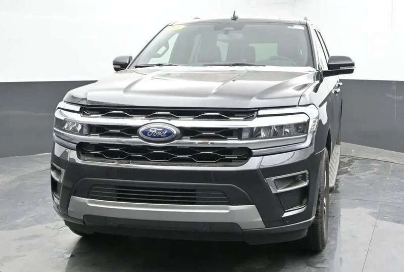 Gris Usado 2024 Ford Expedition Limited SUV | 110.900 € - Imagen 1/4