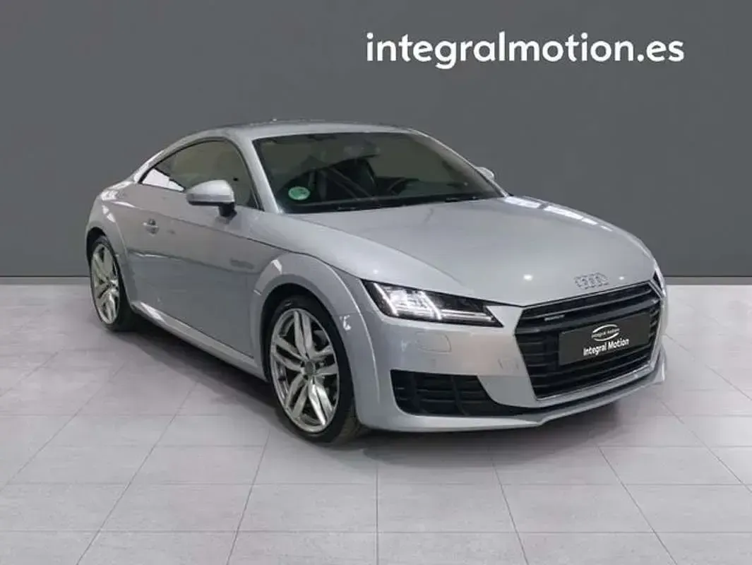 Usado Audi TT Business 230 CV (169 kW) 2018 Gris Coupe