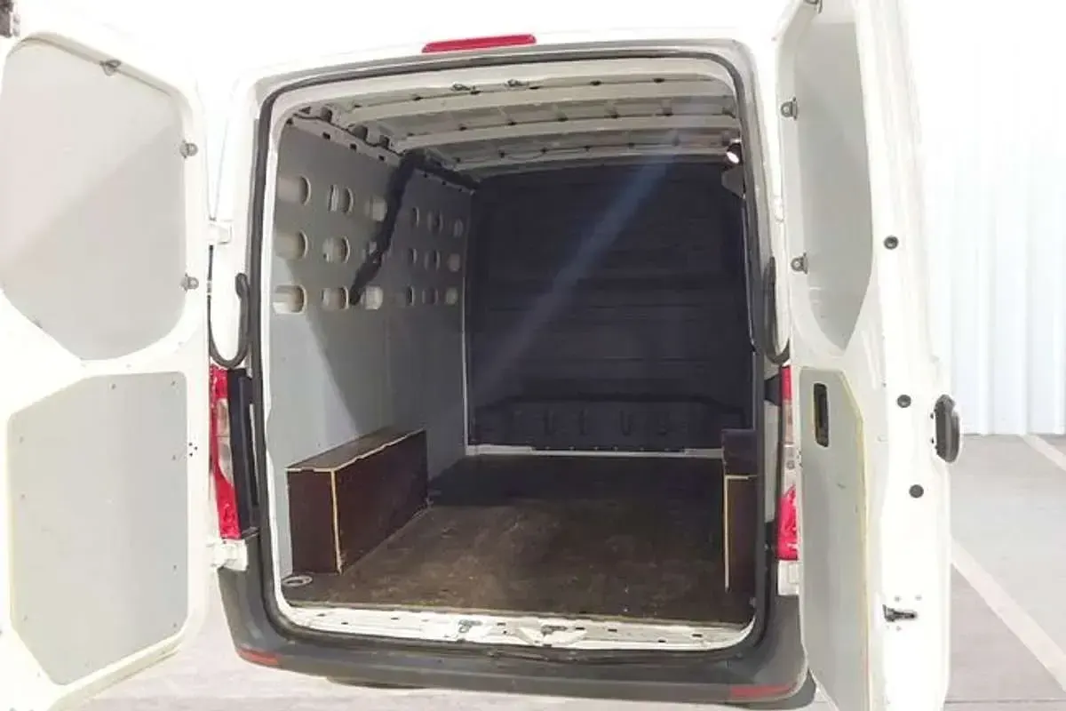 Usado Mercedes Sprinter 114 CV (83 kW) 2022 Blanco Van